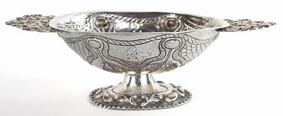 Coppetta in Argento Sbalzato