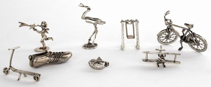 Lotto Composto da Otto Miniature in Argento