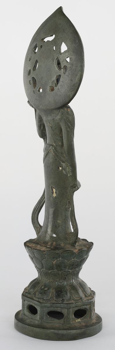 Bodhisattva Guanyin in Bronzo, Cina, Dinastia Qing, Prima Metà del XIX Secolo