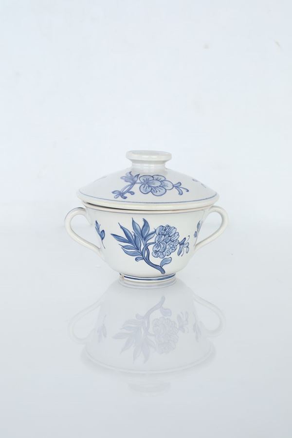 Tazza da brodo in porcellana bianca e blu