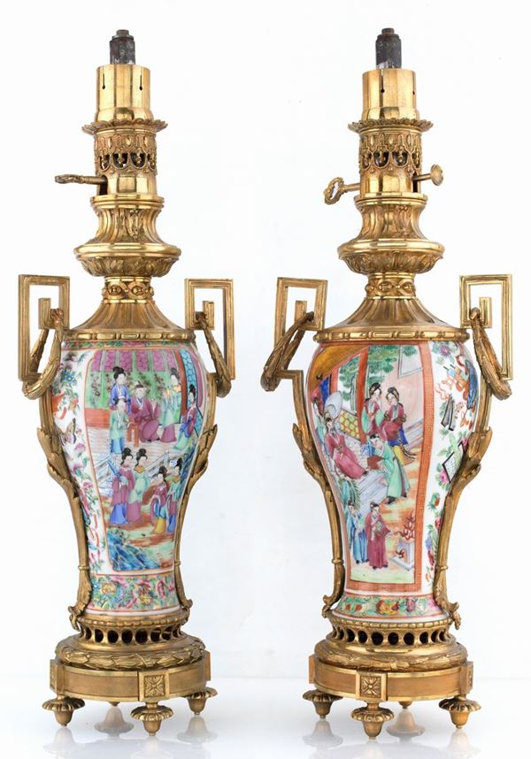 Coppia di vasi in porcellana di Canton montati a lampada, XIX secolo
