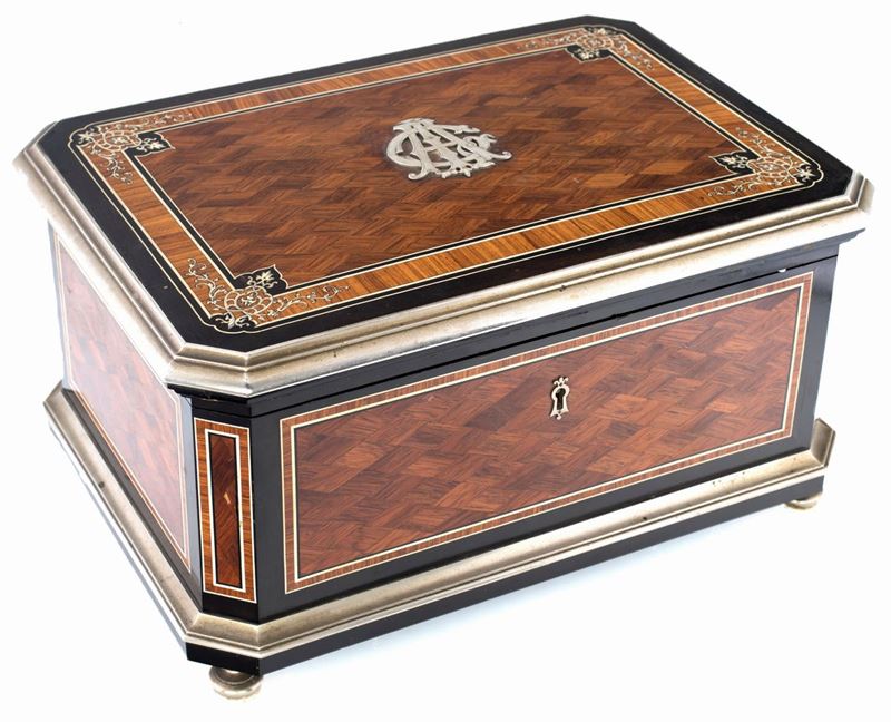 Scatola in Legno e Argento