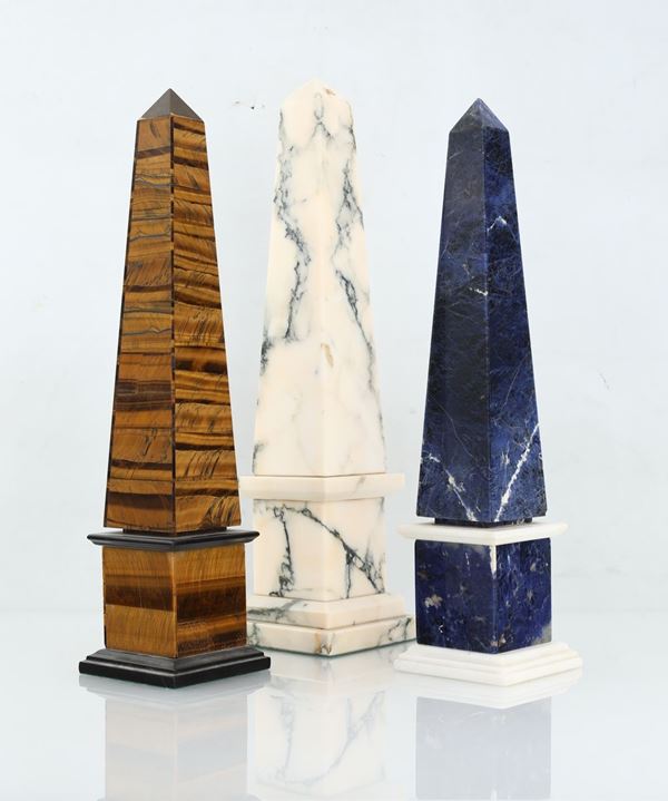 Tre obelischi diversi