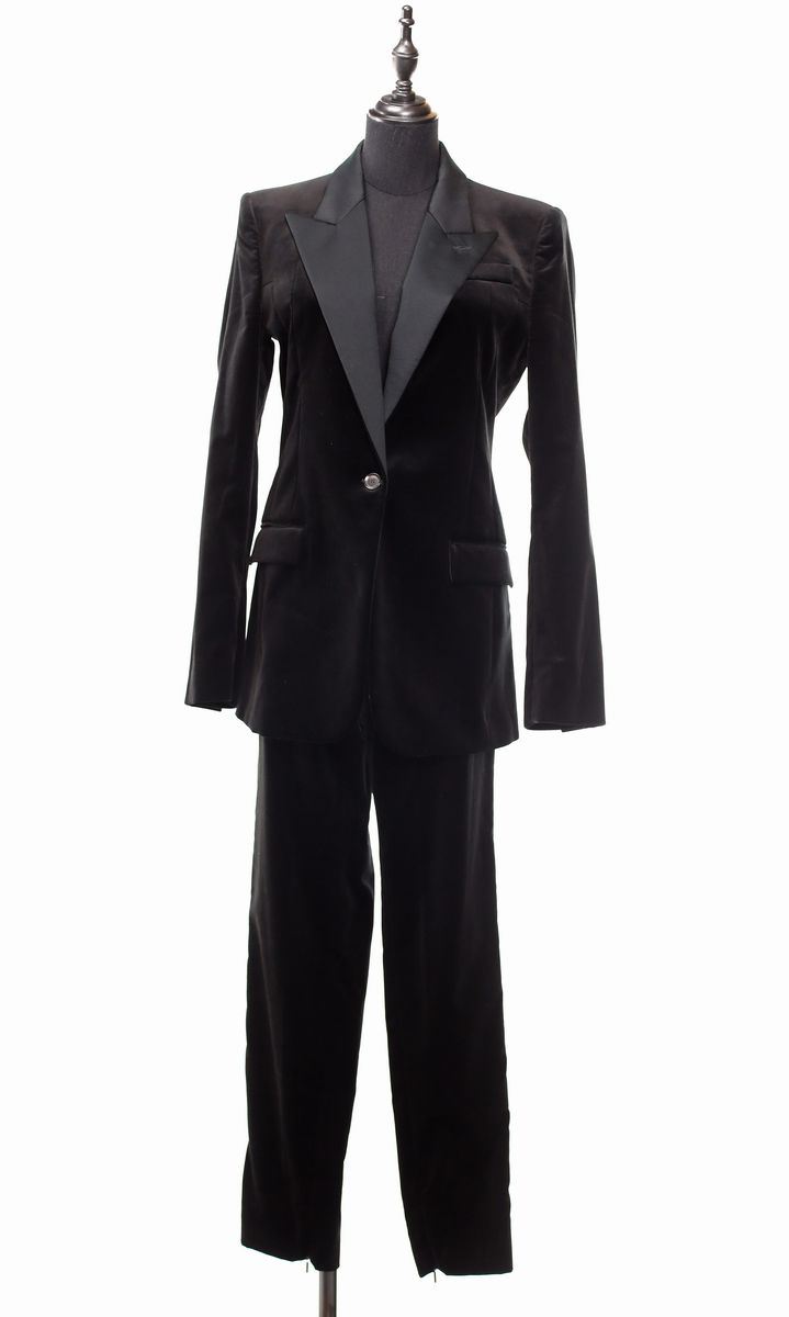 Gucci, Tailleur
