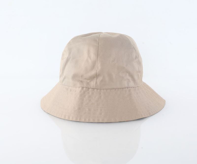 Burberry, Cappello