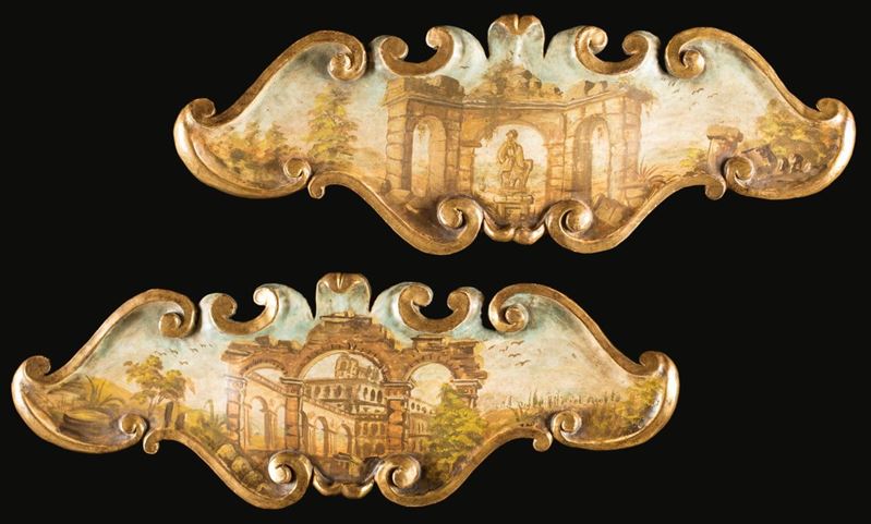 Coppia di Fregi Sovrapporta in Legno