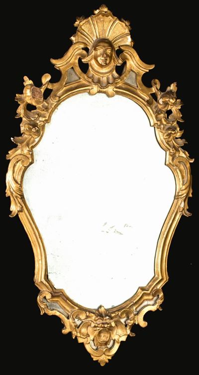 Specchierina in Legno Intagliato e Dorato, XVIII Secolo