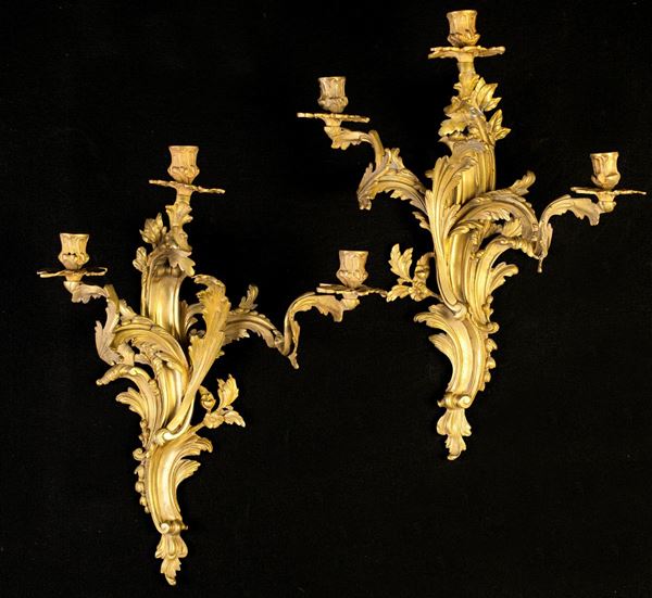 Coppia di appliques in bronzo dorato a tre luci, XIX secolo