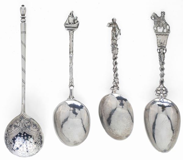 Quattro cucchiai da collezione in argento a diverso titolo, Nord Europa e Russia