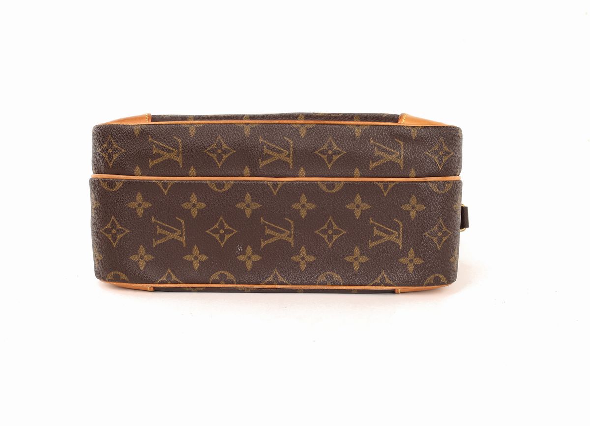 Louis Vuitton, Nil 28