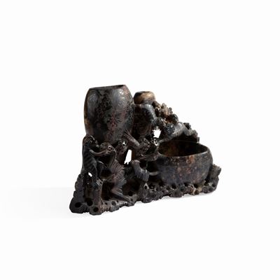 Composizione in Pietra Bruna con Tre Vaschette, Cina, XX Secolo