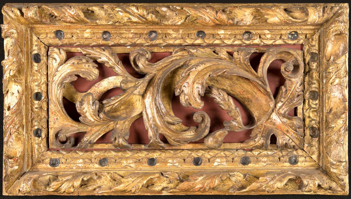 Coppia di Fregi in Legno Dorato, XVII Secolo
