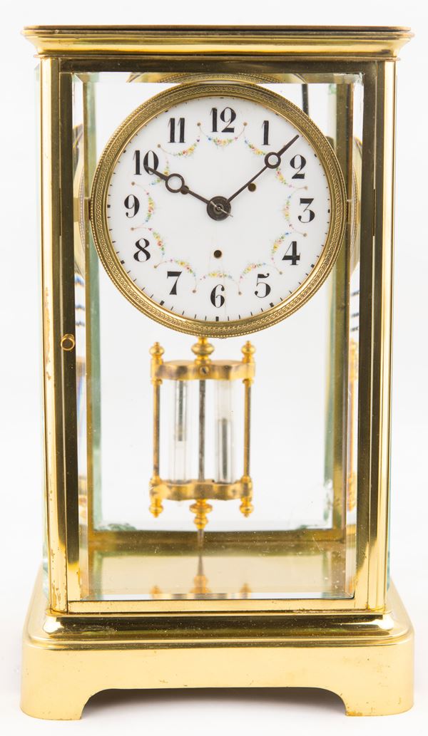 Orologio tipo cappuccina in ottone dorato, prima metà del XX secolo