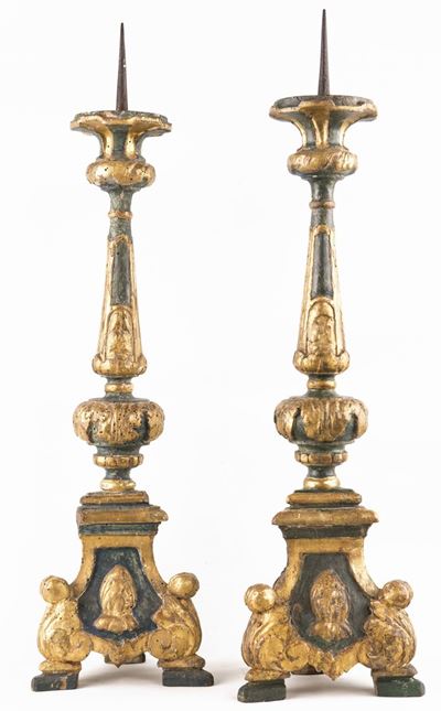 Coppia di Torciere Luigi XIV in Legno Intagliato, Laccato e Dorato