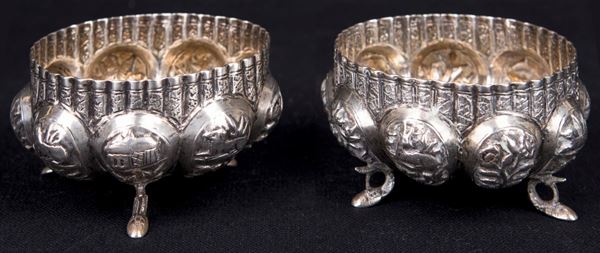 Coppia di coppette in argento, manifattura persiana