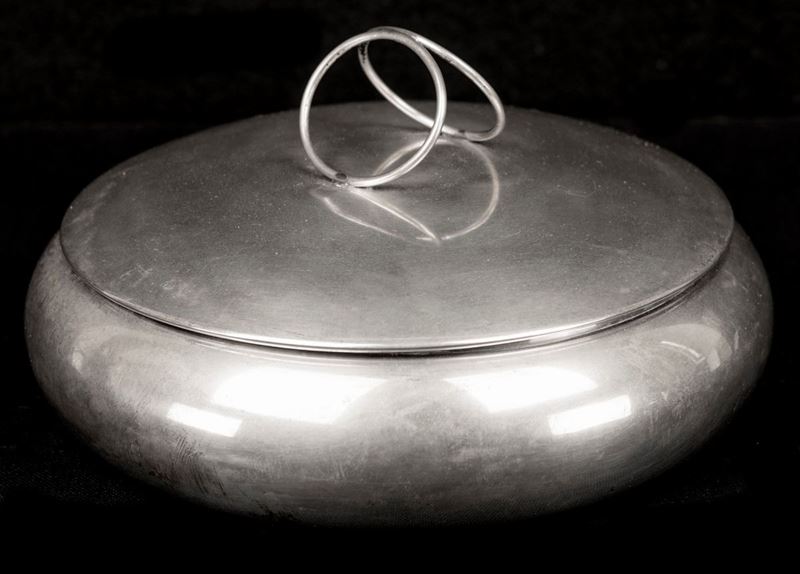 Legumiera in Argento con Coperchio
