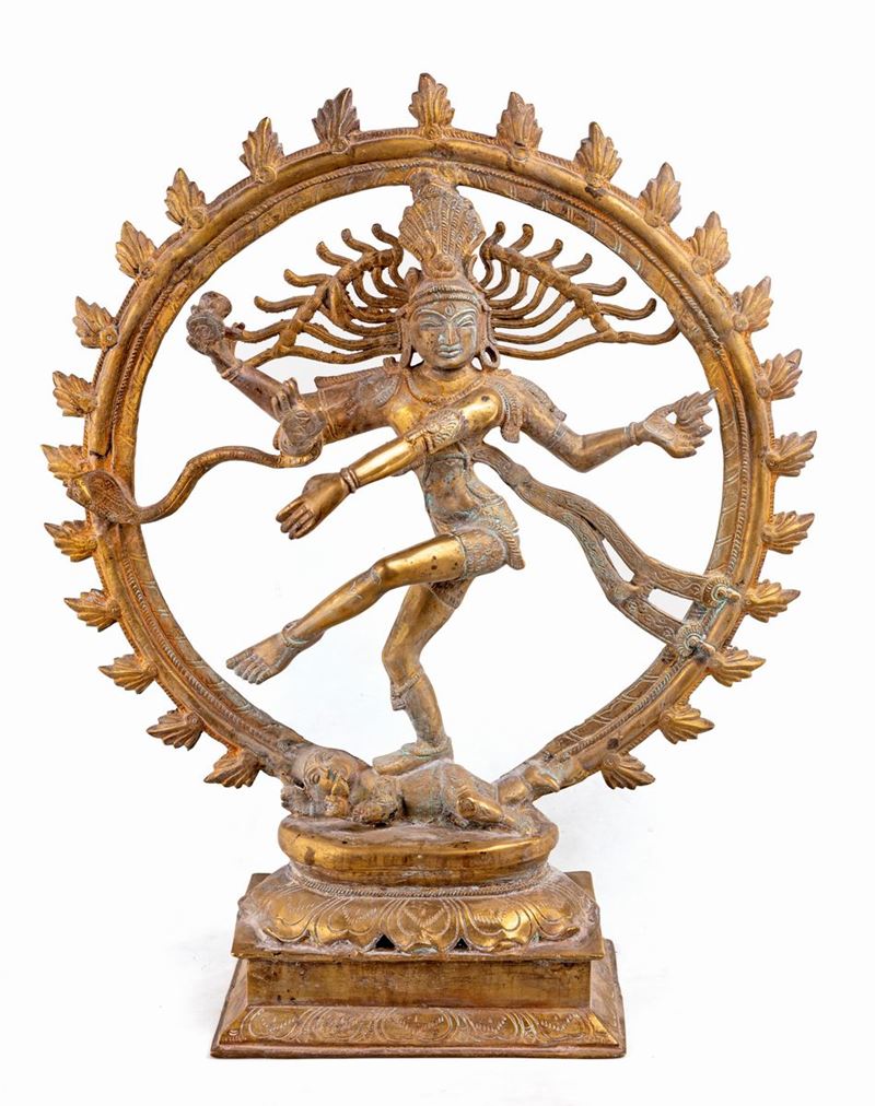 Antica Figura di Nataraja, lo Shiva Danzante, in Bronzo Dorato, India