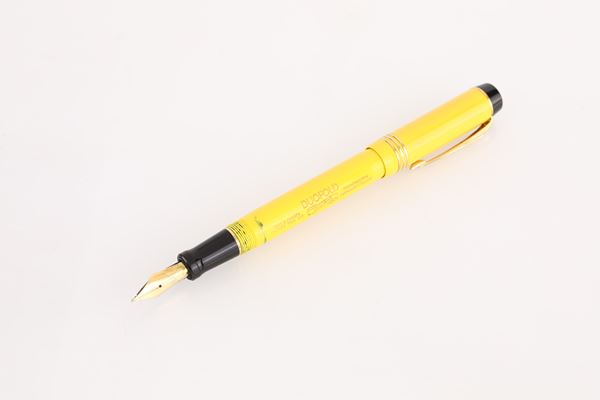Parker, penna stilografica Duofold Mandarin Yellow 1995