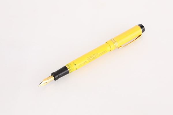 Parker, penna stilografica Duofold Mandarin Yellow 1995