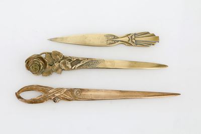 Tre Tagliacarte in Bronzo Dorato, Francia, Art Nouveau e Decò