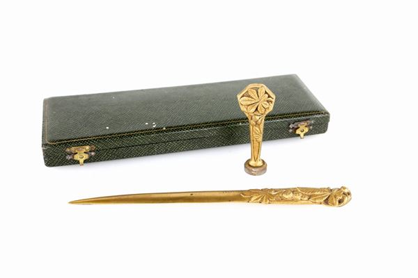 Maurice Fr&#233;court - Sigillo e tagliacarte in bronzo dorato, Francia, Art Nouveau