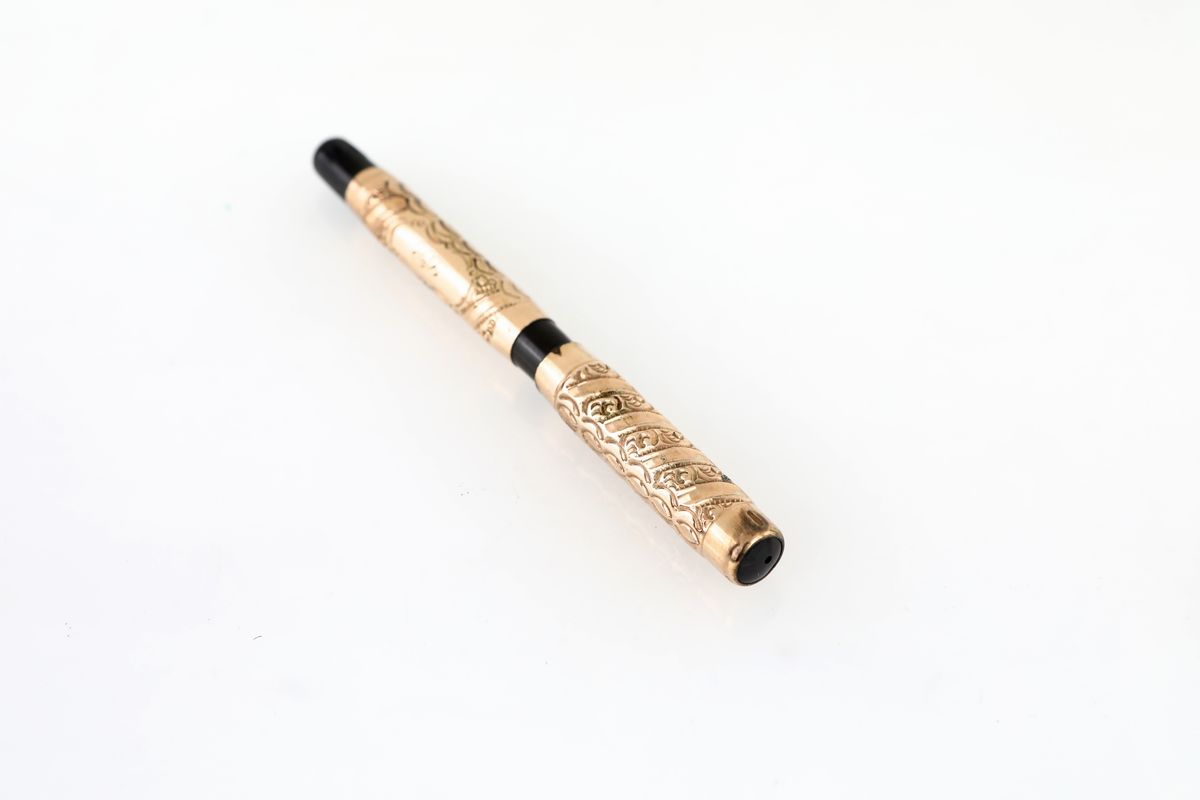 Penna Stilografica Laminata in Oro, Anni '30