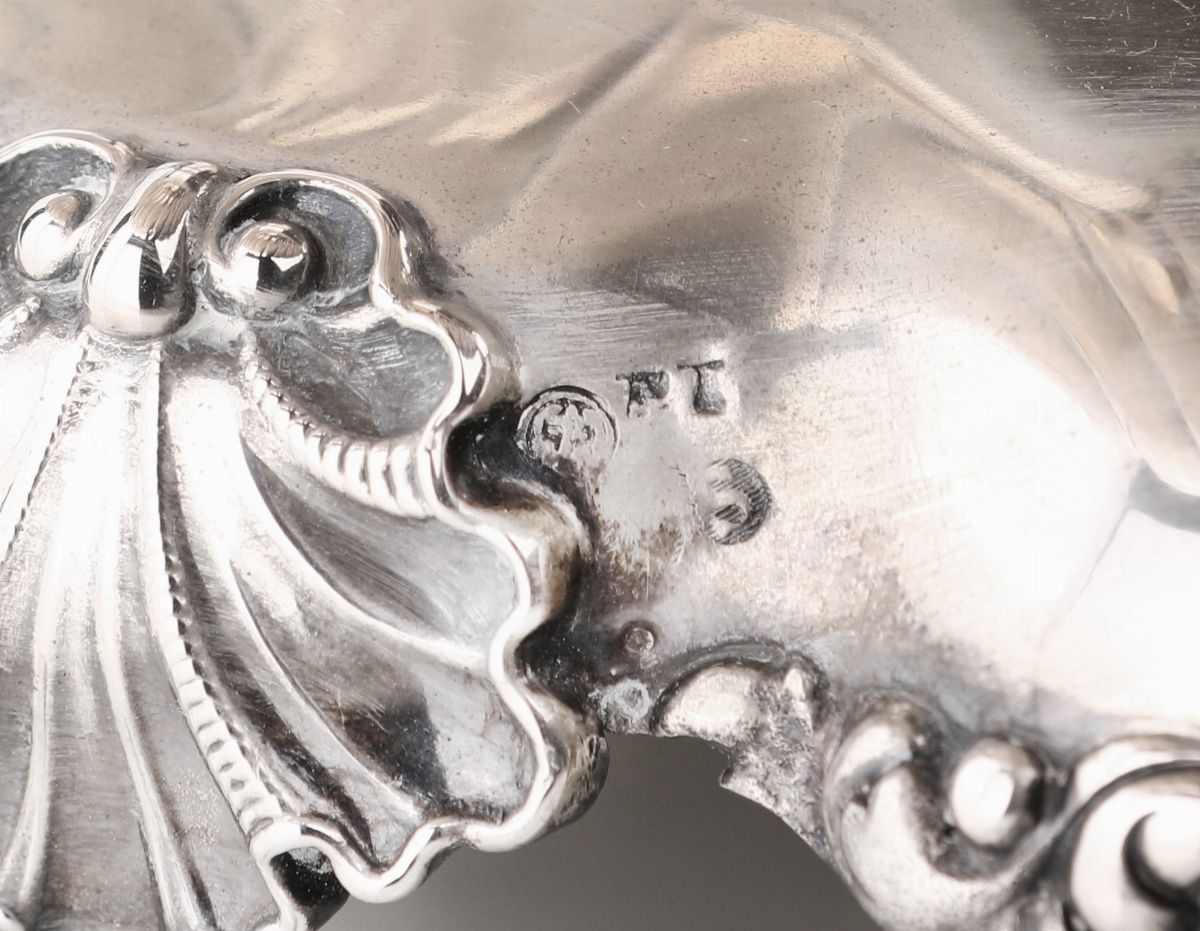 Grande Zuppiera in Argento con Coperchio, Germania, Prima Metà del XIX Secolo