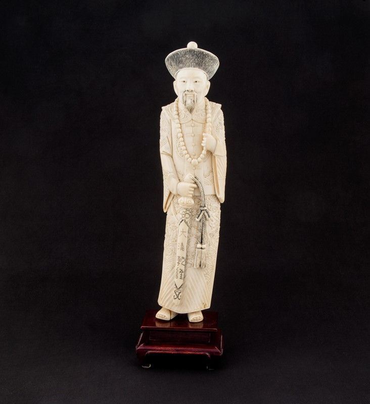 Scultura Orientale Dignitario