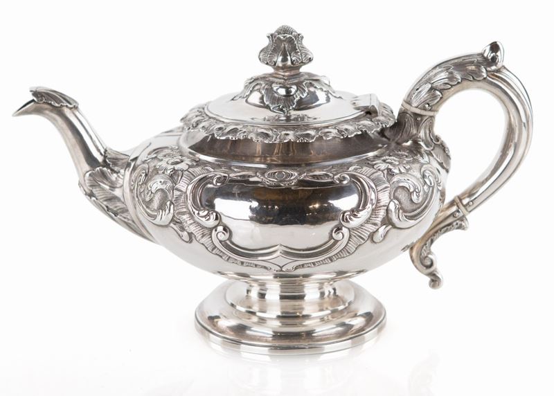 Teiera in Argento, Edimburgo 1827, Argentiere Leonid Urquhart (?)