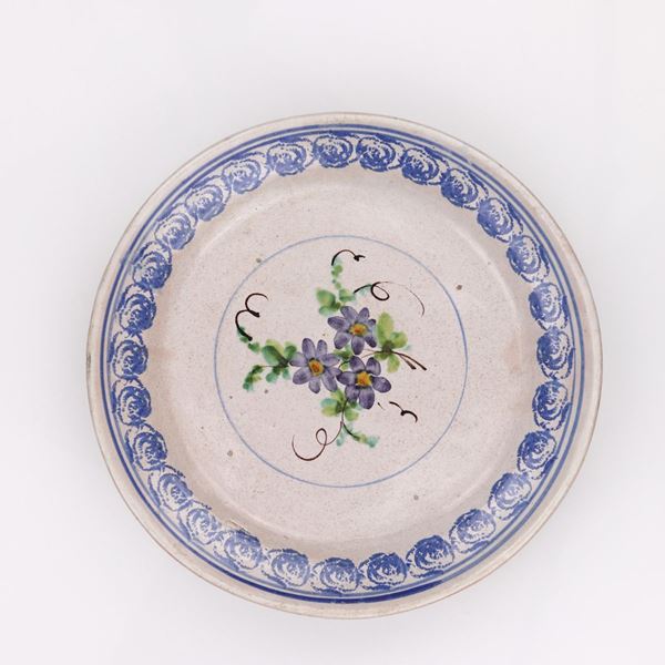 Antico fangotto in ceramica di Caltagirone