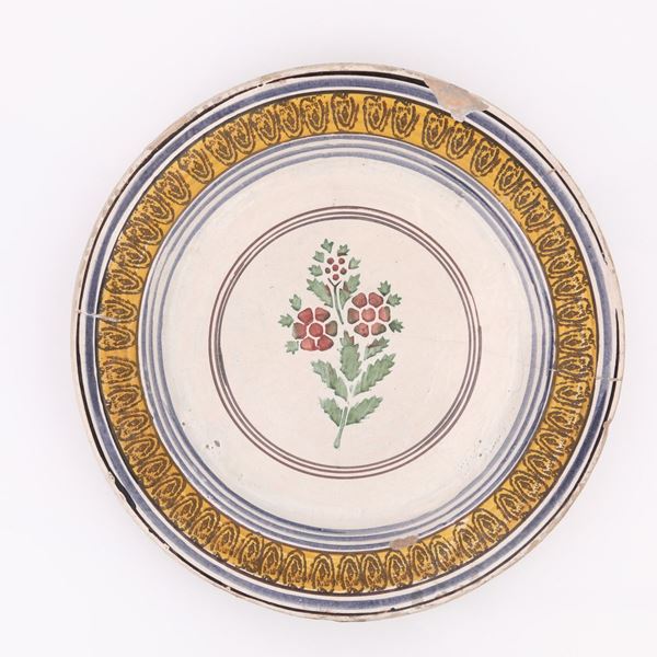 Antico fangotto in ceramica di Caltagirone