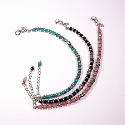 Gruppo di Tre Bracciali in Argento e Pietre Dure.