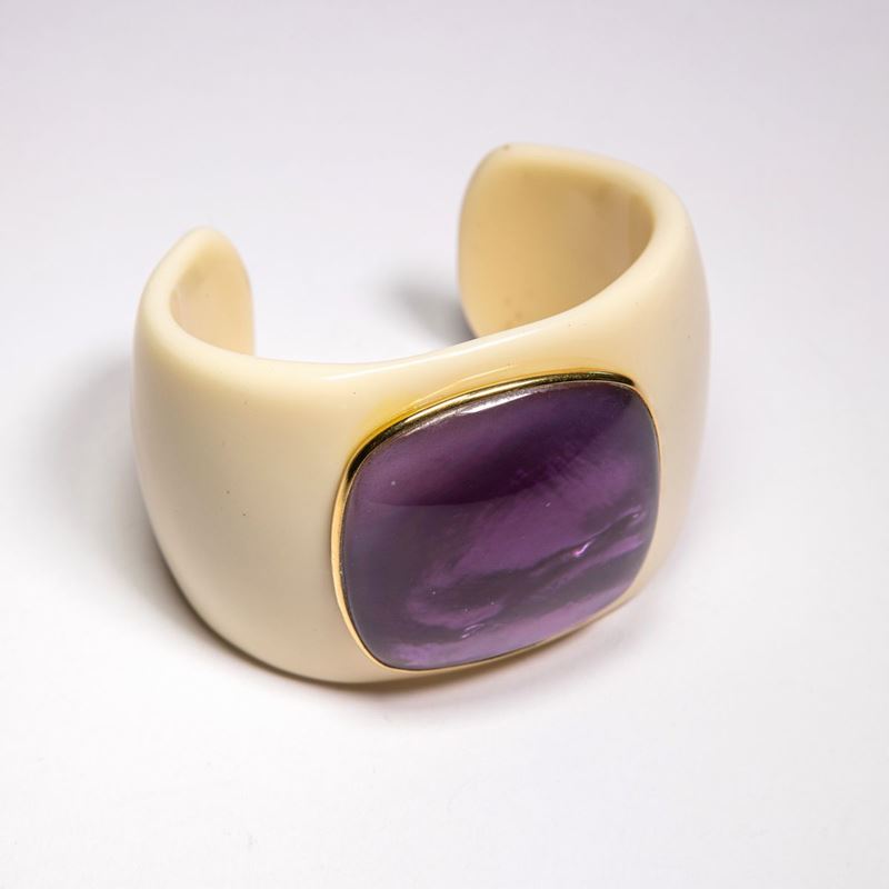 Bracciale a Manetta in Bachelite con Centrale Viola