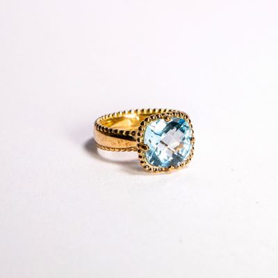 Anello in Argento Dorato e Topazio Azzurro