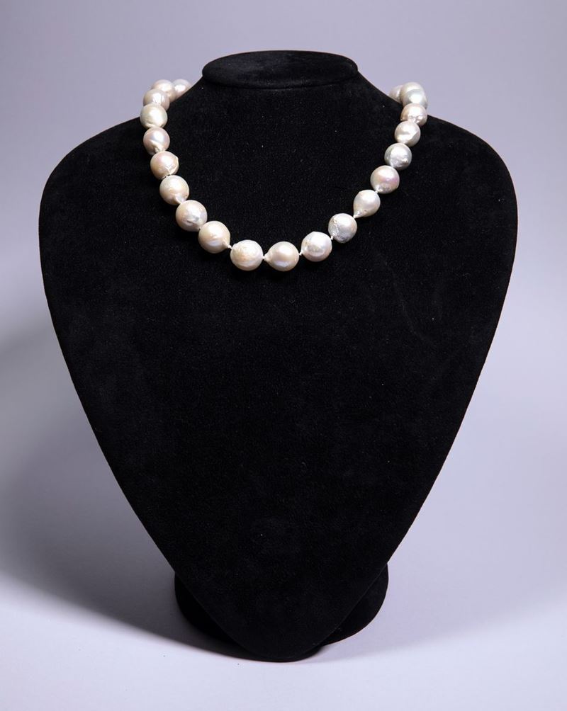 Collana di Perle con Chiusura in Argento