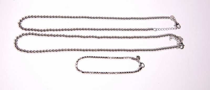 Lotto di Due Collane e un Bracciale in Argento