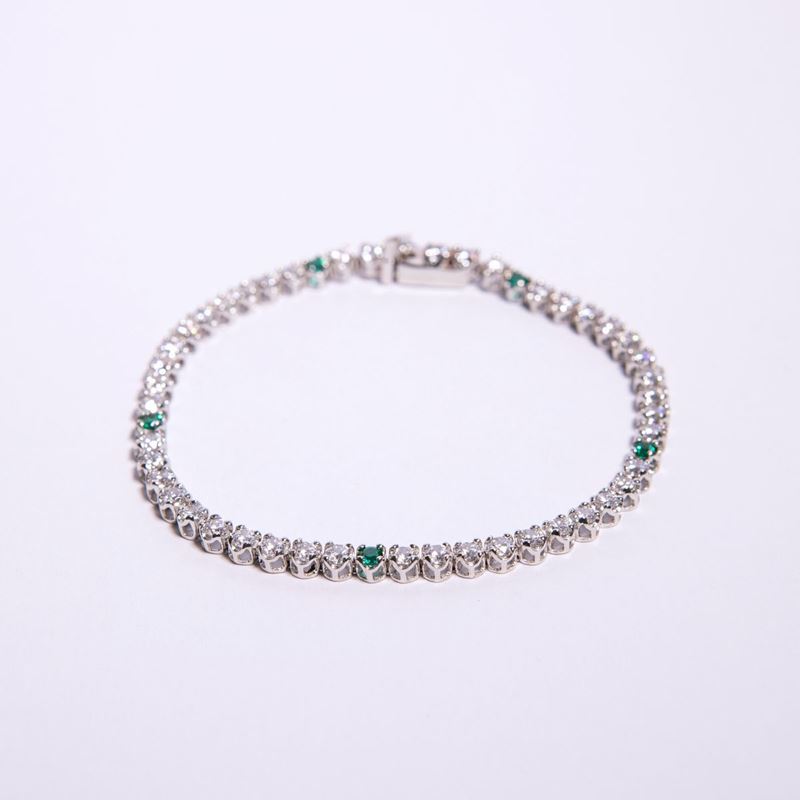 Bracciale Tennis in Argento e Zirconi Incolori e Verdi.