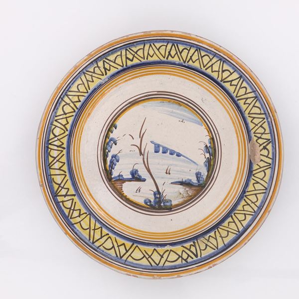 Antico fangotto in ceramica di Caltagirone