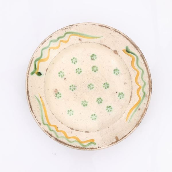 Antica ciotola in ceramica di Caltagirone