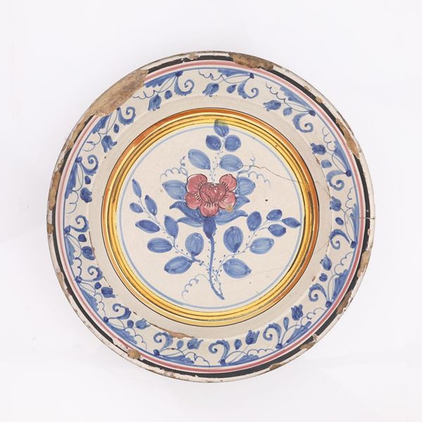 Antica e grande ciotola in ceramica di Caltagirone