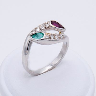Anello Contrariè con Rubino, Smeraldo a Goccia e Brillanti