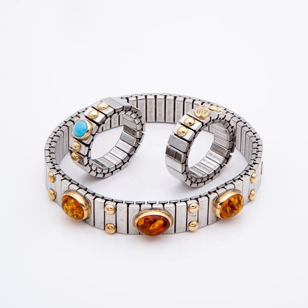 Bracciale e due anelli a maglia in acciaio, castoni d&#39;oro, ambra e turchesi
