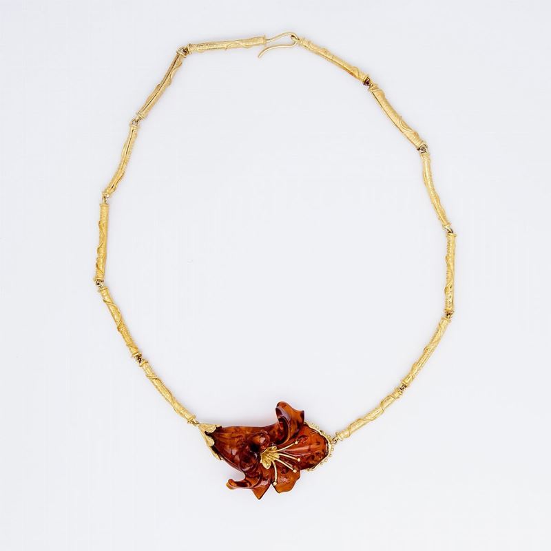 Collana in Oro e Fiore di Ambra