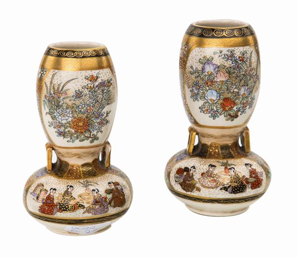 Coppia di piccoli vasi in ceramica, Kyoto Satsuma, Giappone