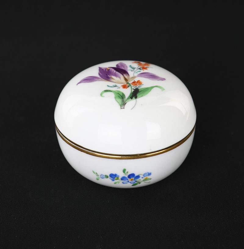Scatola con Coperchio in Porcellana di Meissen