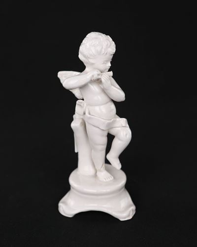 Piccola Figura in Ceramica Bianca, Bassano, T.s. Simonetto