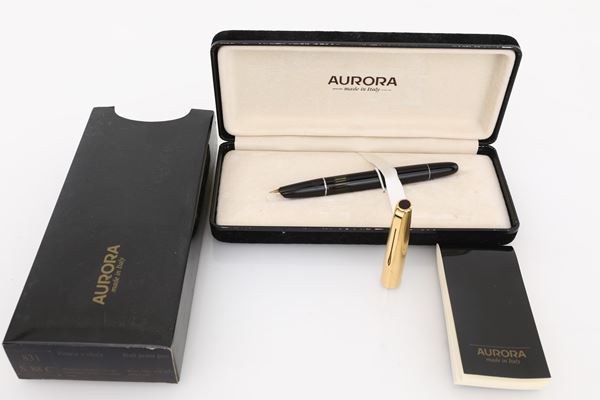 Nuova Aurora 88, penna stilografica in vernice nera