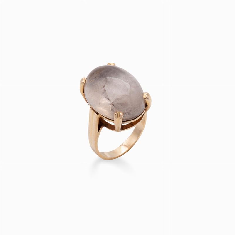 Anello in Oro Giallo con Quarzo Fumé