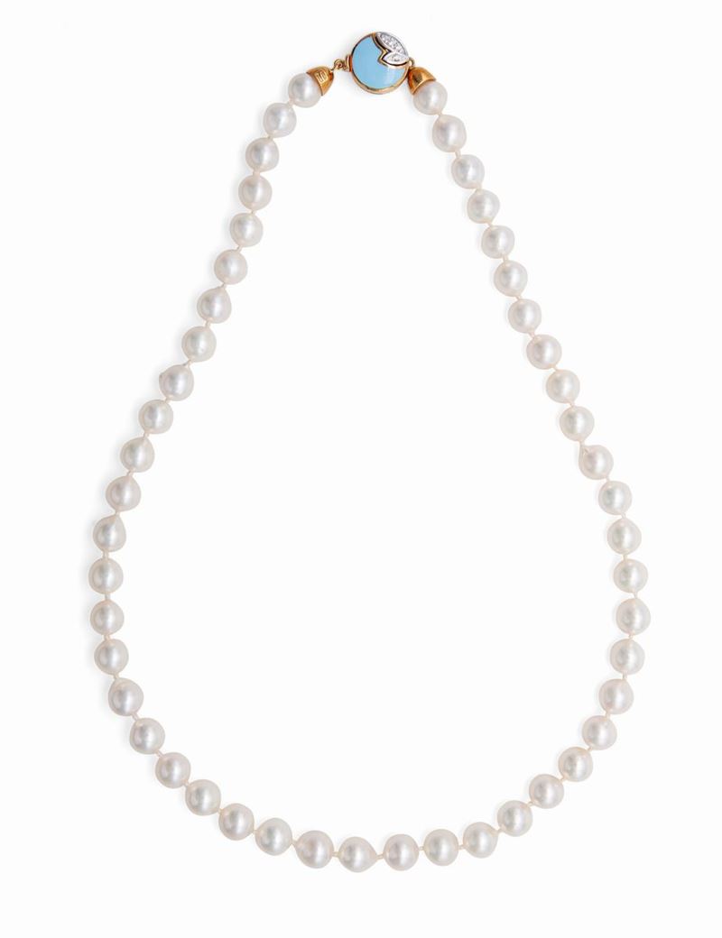 Collana di Perle con Chiusura in Oro e Smalti