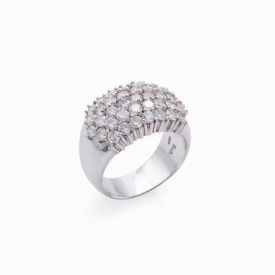 Anello in Oro Bianco a Fascia con Brillanti